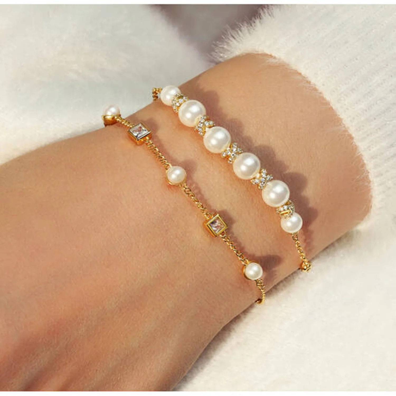 Ania Haie Reimaginer Gold Coloured Shell Pearl Bracelet AH-B069-03G - Image 2