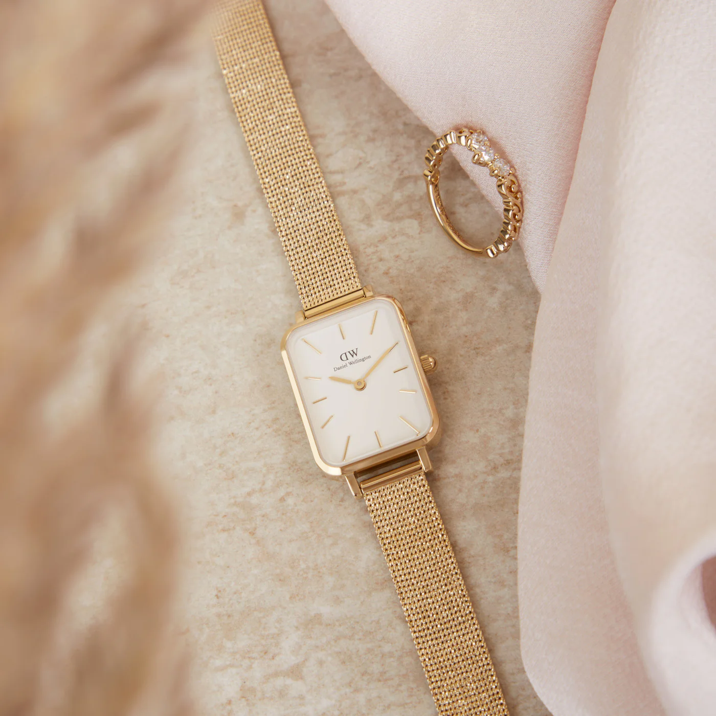 Daniel Wellington Quadro Gold Women's Watch DW00100556 - Image 4