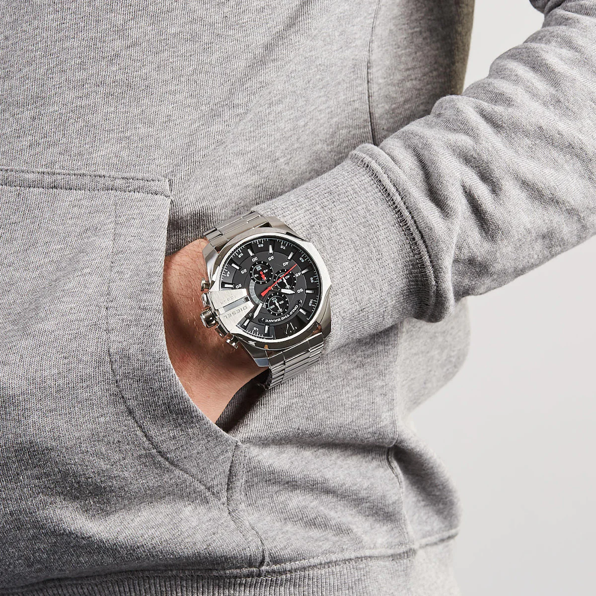 Diesel Mega Chief Watch DZ4308 - Image 3