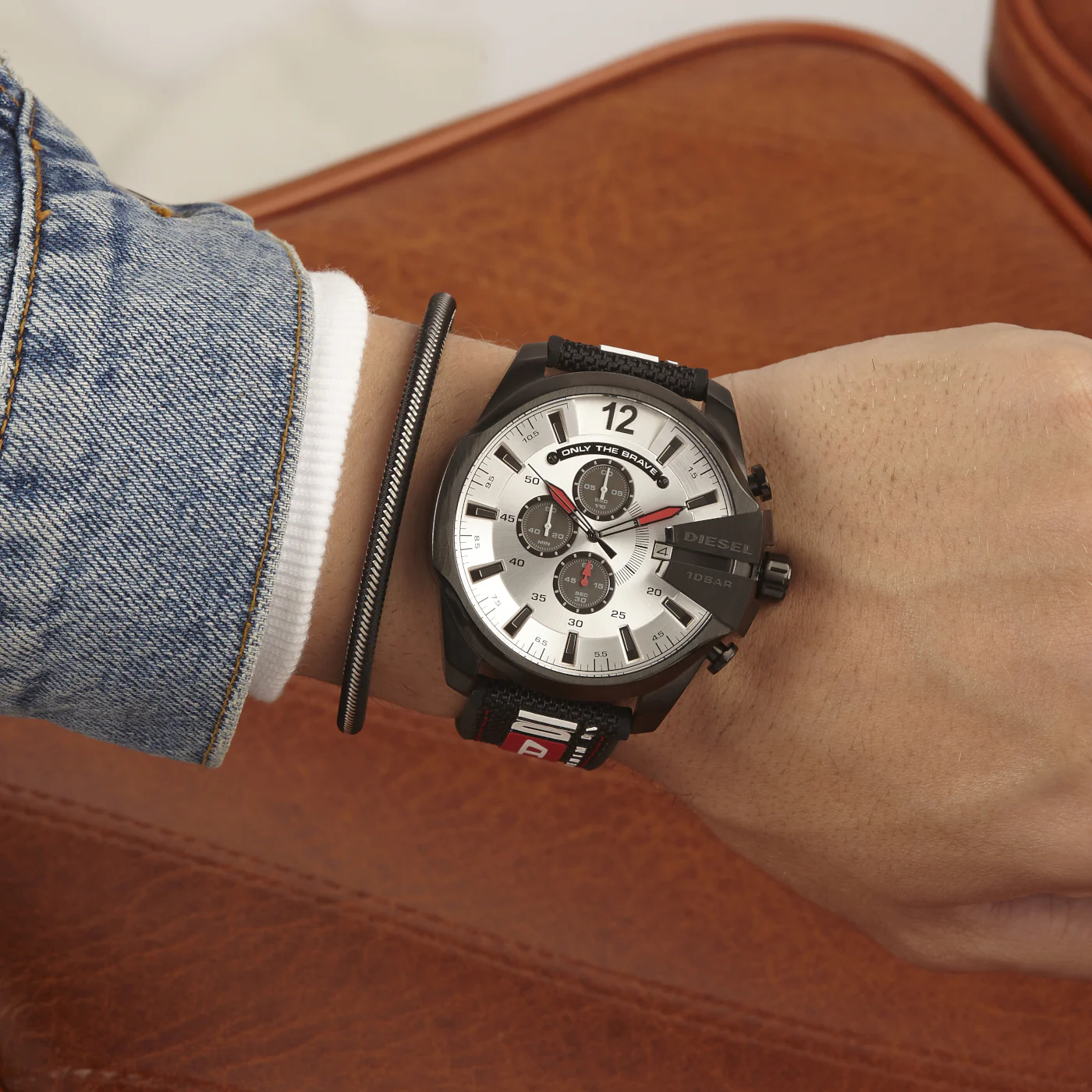 Diesel Mega Chief Watch DZ4512 - Image 2