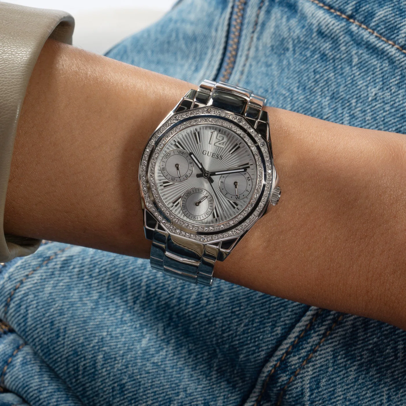 Guess Bryant Women's Watch GW0685L1 - Image 2