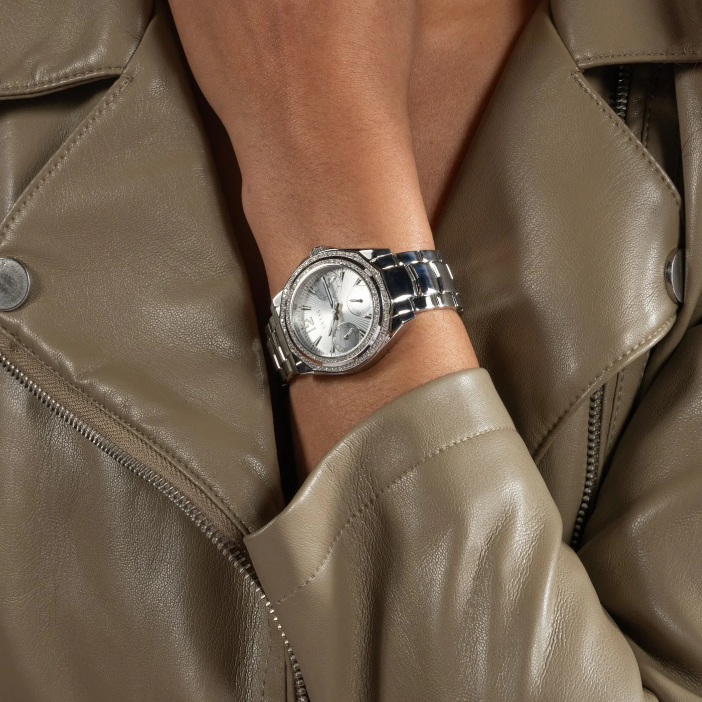 Guess Bryant Women's Watch GW0685L1 - Image 3