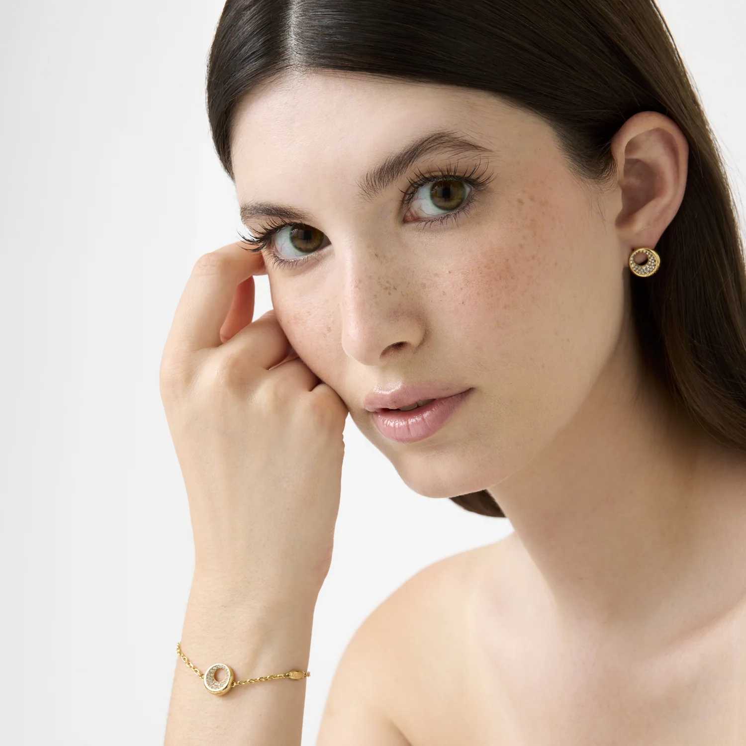 Guess Moon Drops Gold-coloured Earrings JUBE06247JWYGT-U - Image 2
