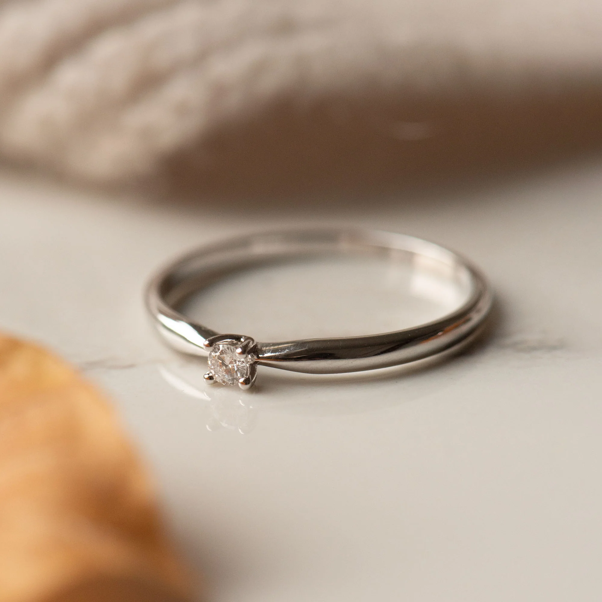 Isabel Bernard De la Paix Celesse 14 karaat witgouden ring | diamant 0.07 ct | IBD330005-54 - Image 7