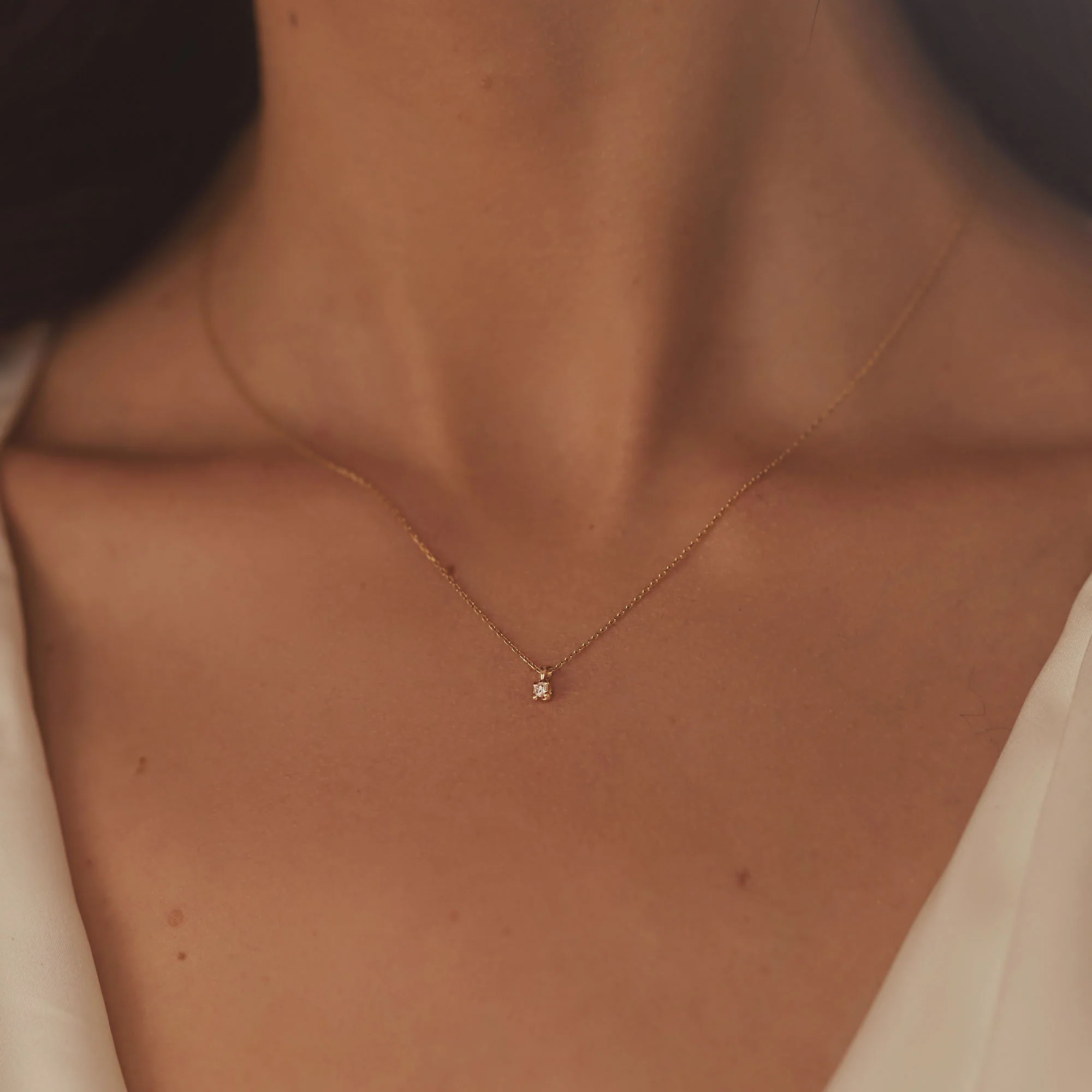 Isabel Bernard De la Paix Céline 14 karaat gouden collier | diamant 0.05 ct | IBD350001 - Image 2