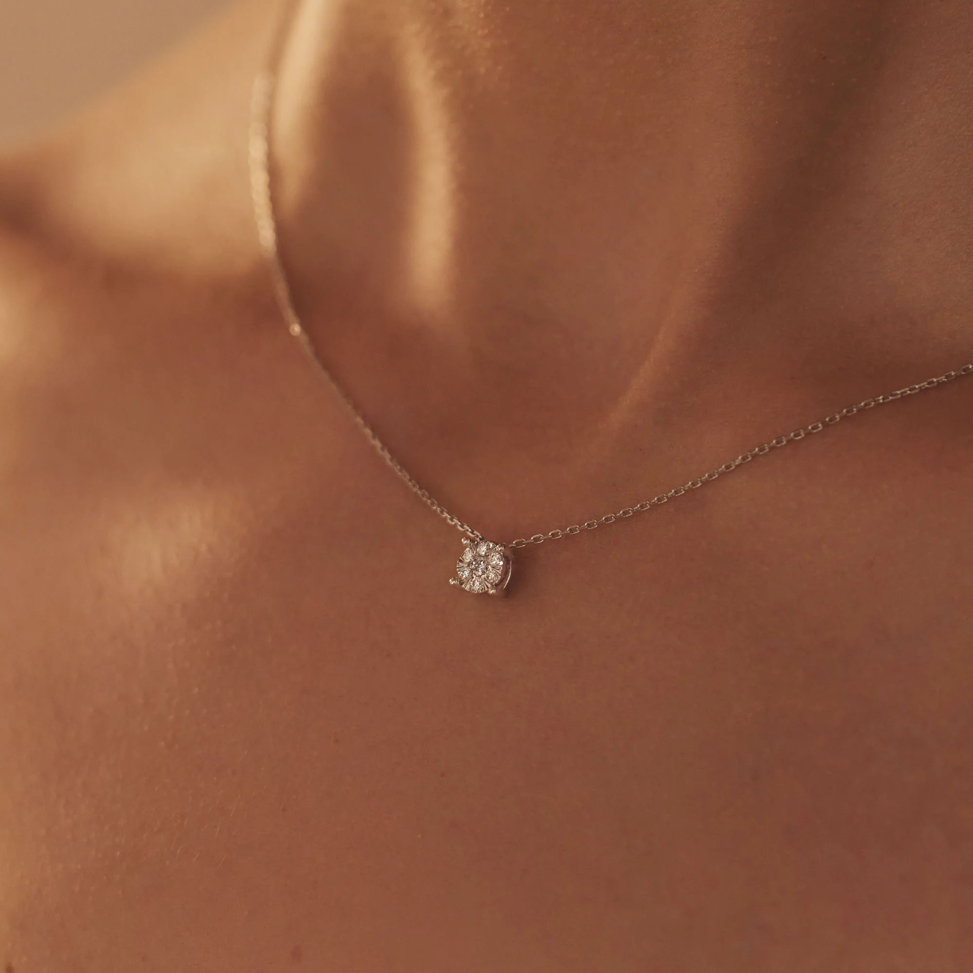 Isabel Bernard De la Paix Hanaé 14 karaat witgouden collier | diamant 0.14 ct | IBD350010 - Image 3