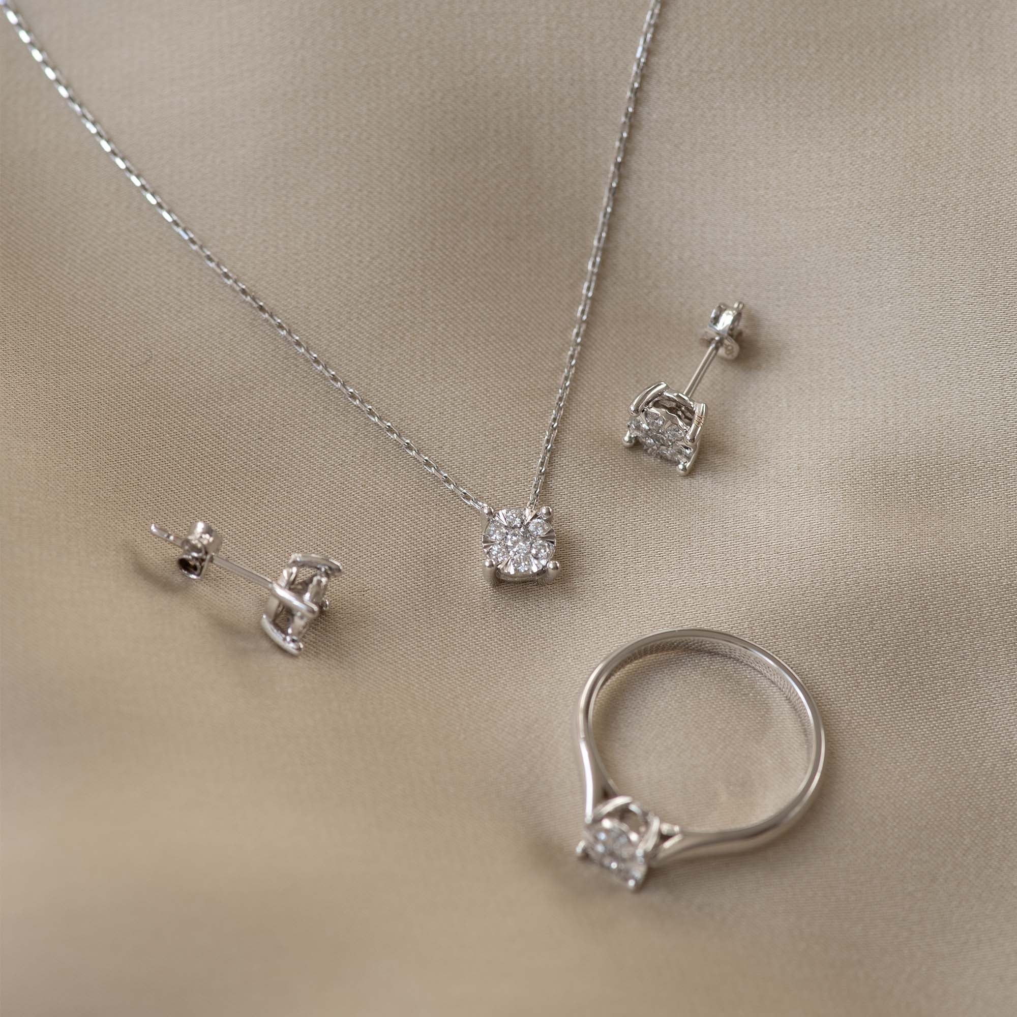 Isabel Bernard De la Paix Hanaé 14 karaat witgouden oorknoppen | diamant 0.28 ct | IBD360014 - Image 4