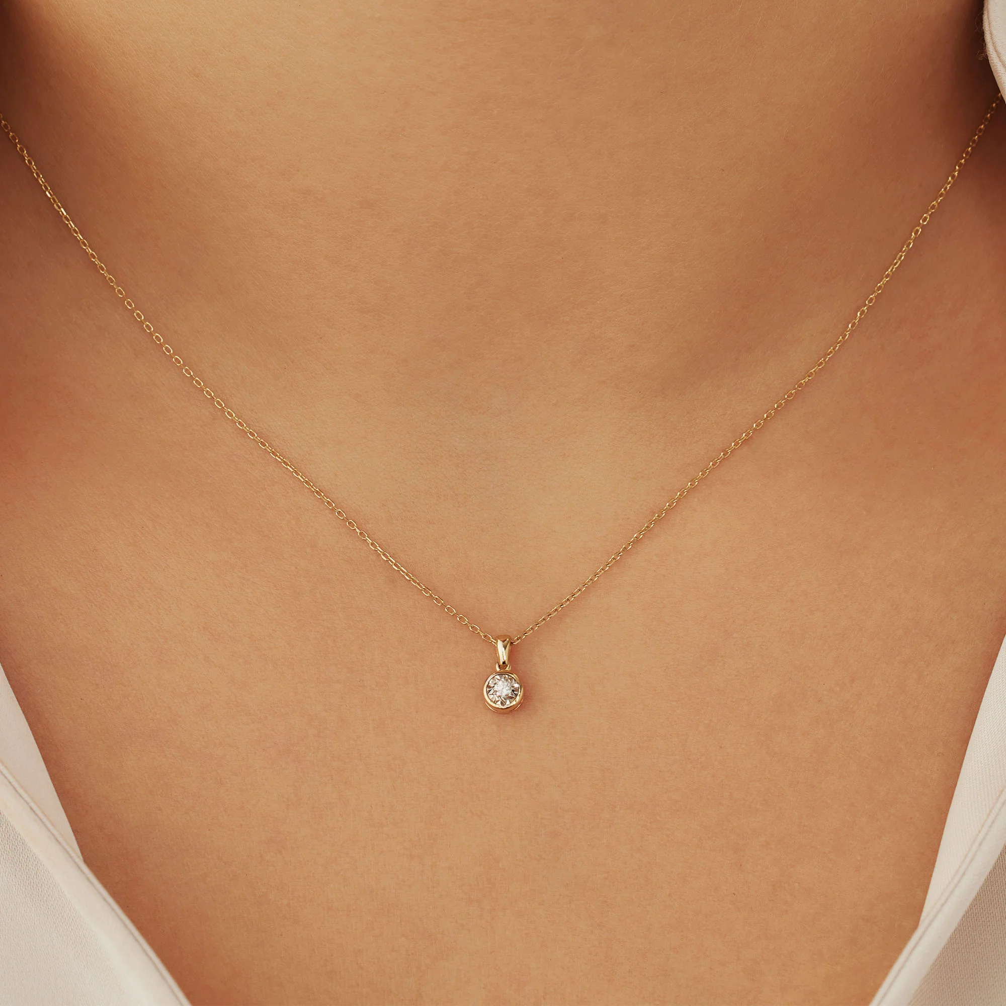 Isabel Bernard De La Paix Inaya 14 Karaat Gouden Collier | Diamant 0.03 ct | IBD350019 - Image 3