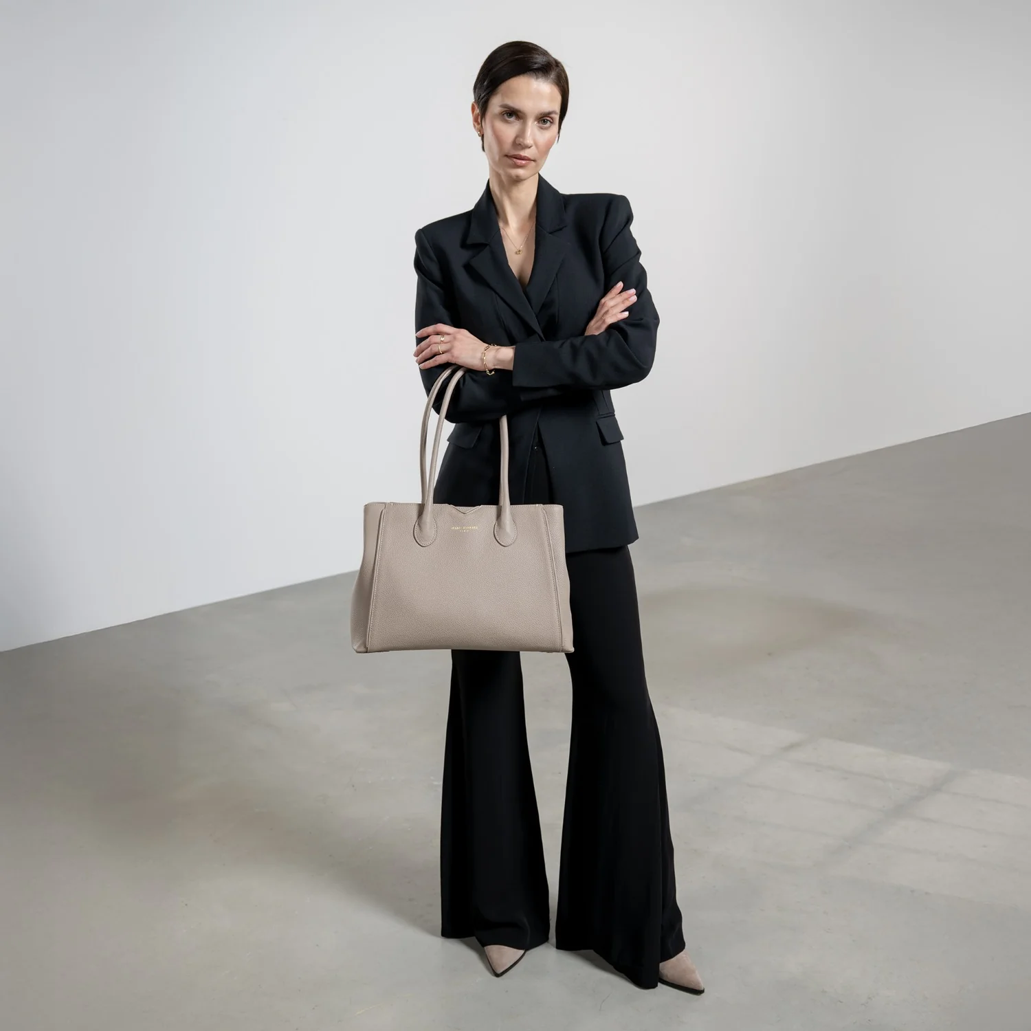 Isabel Bernard Honoré Cloe Taupe Handtas van Kalfsleer IB25016 - Image 3
