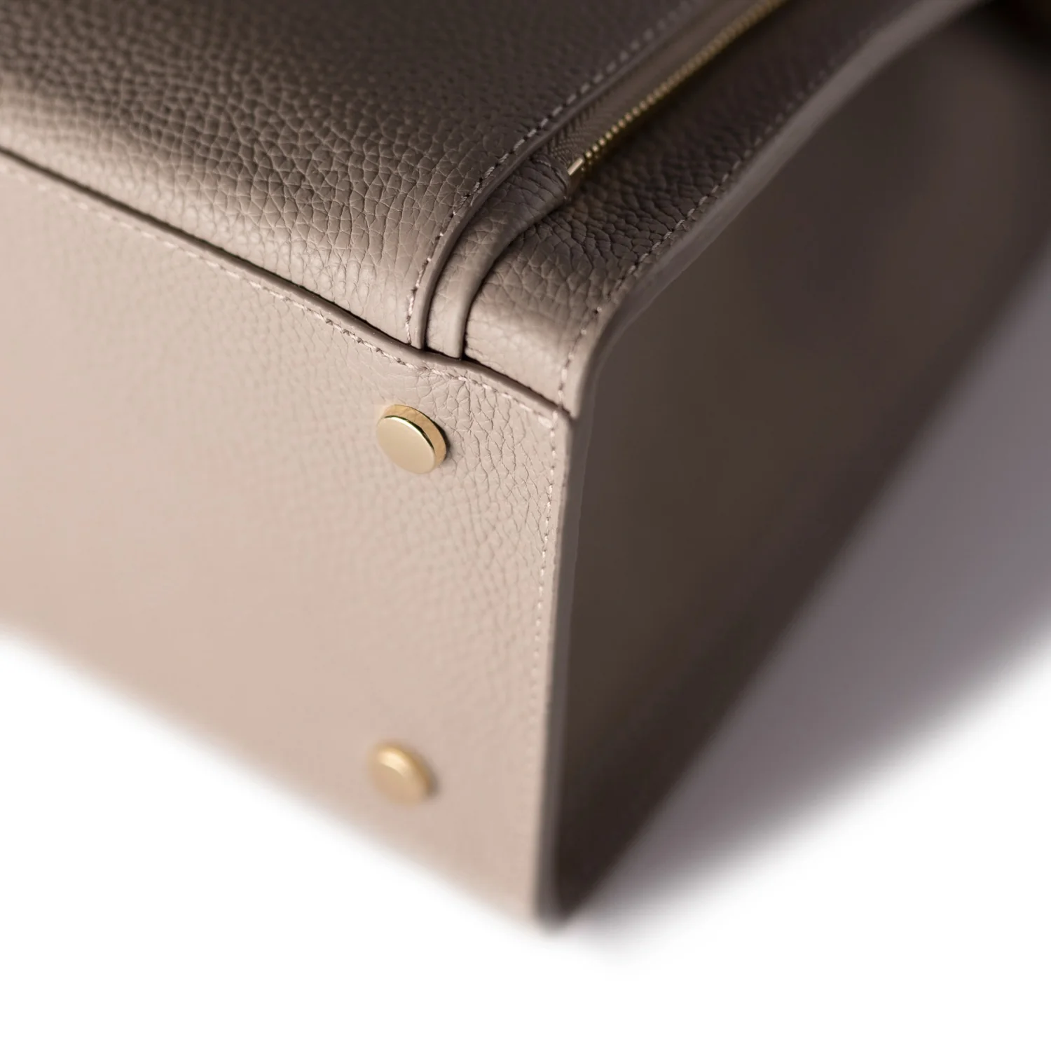 Isabel Bernard Honoré Nadine taupe kalfsleren handtas met 13 inch laptopvak IB25110-078-13 - Image 8