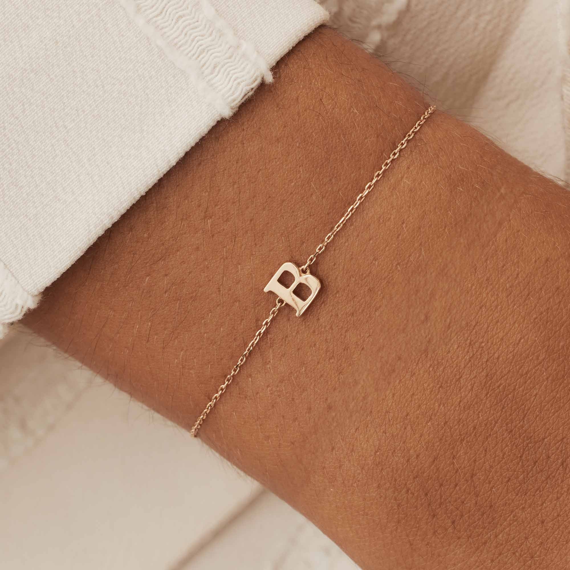 Isabel Bernard La Concorde Rachel 14 Karaat Rosé Gouden Initial Armband IB320042-Z - Image 2
