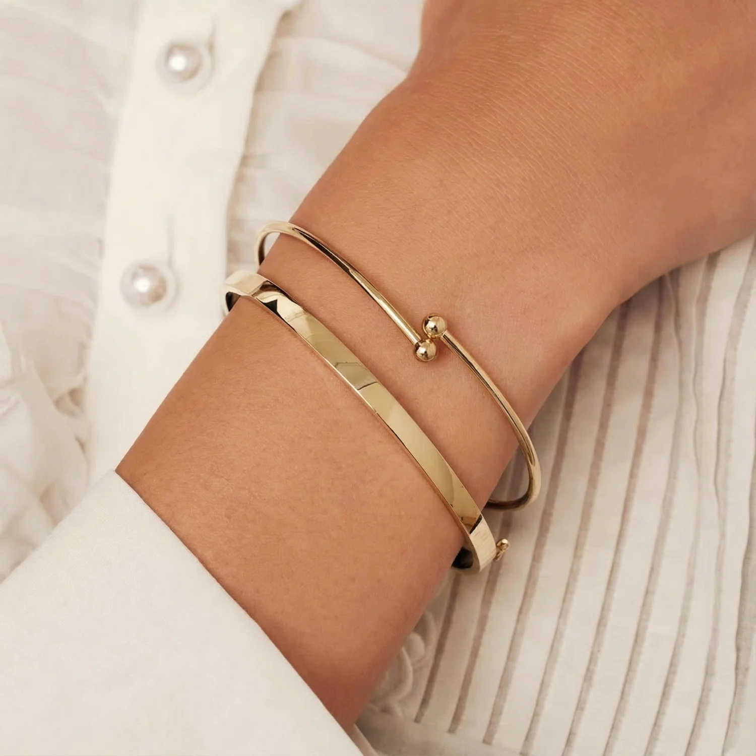 Isabel Bernard Monceau Mirell 14 Karaat Gouden Bangle IB320135 - Image 2