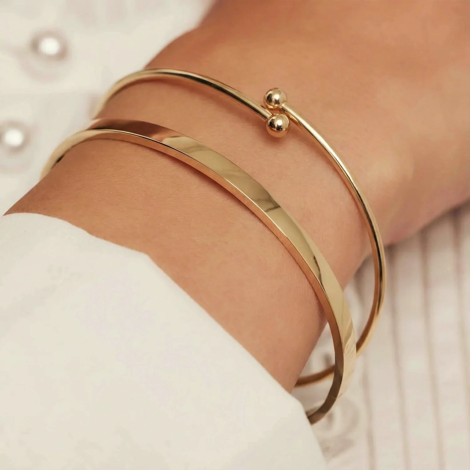 Isabel Bernard Monceau Mirell 14 Karaat Gouden Bangle IB320135 - Image 3