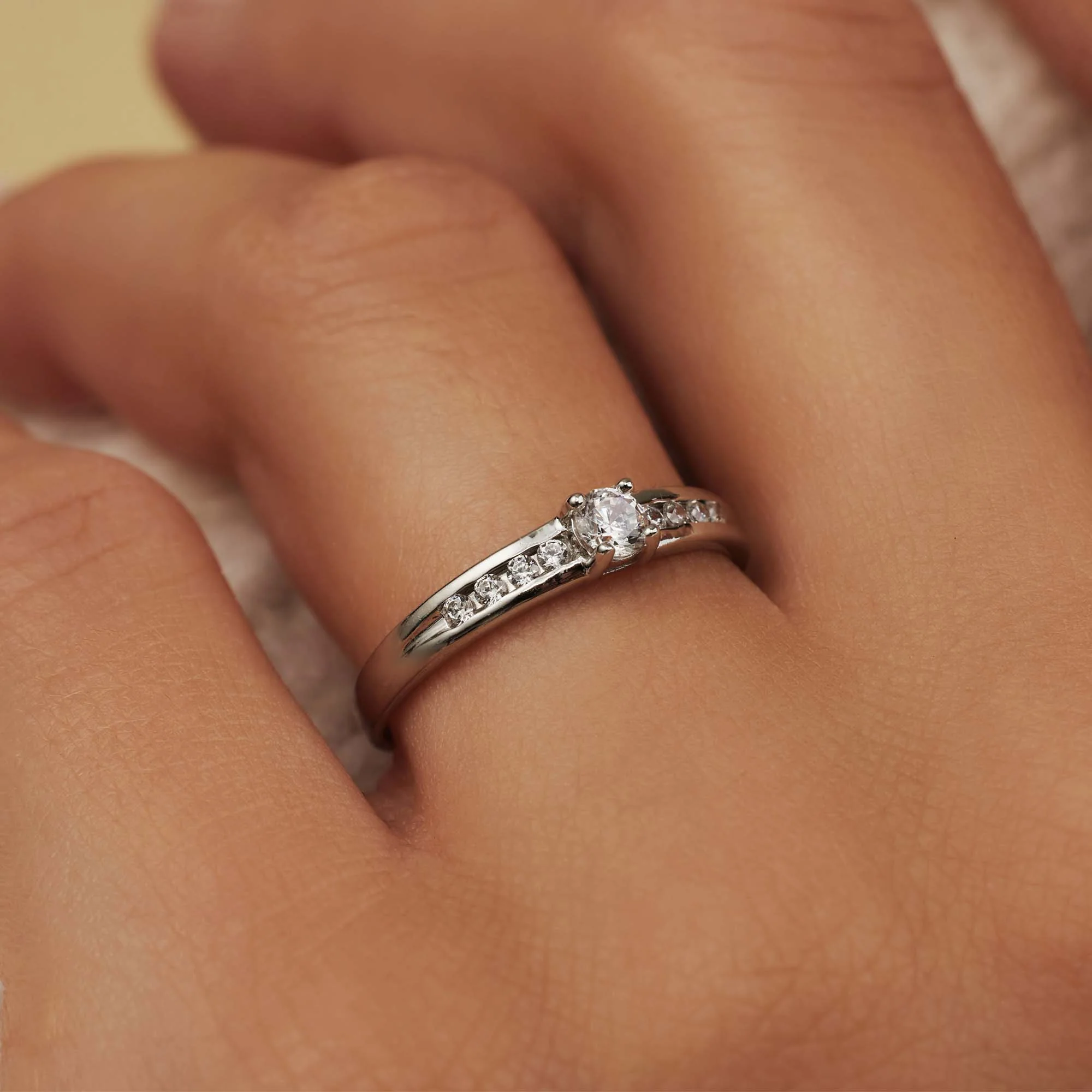 Isabel Bernard Saint Germain Estee 14 Karaat Witgouden Ring IB330073-50 (Maat: 50) - Image 3