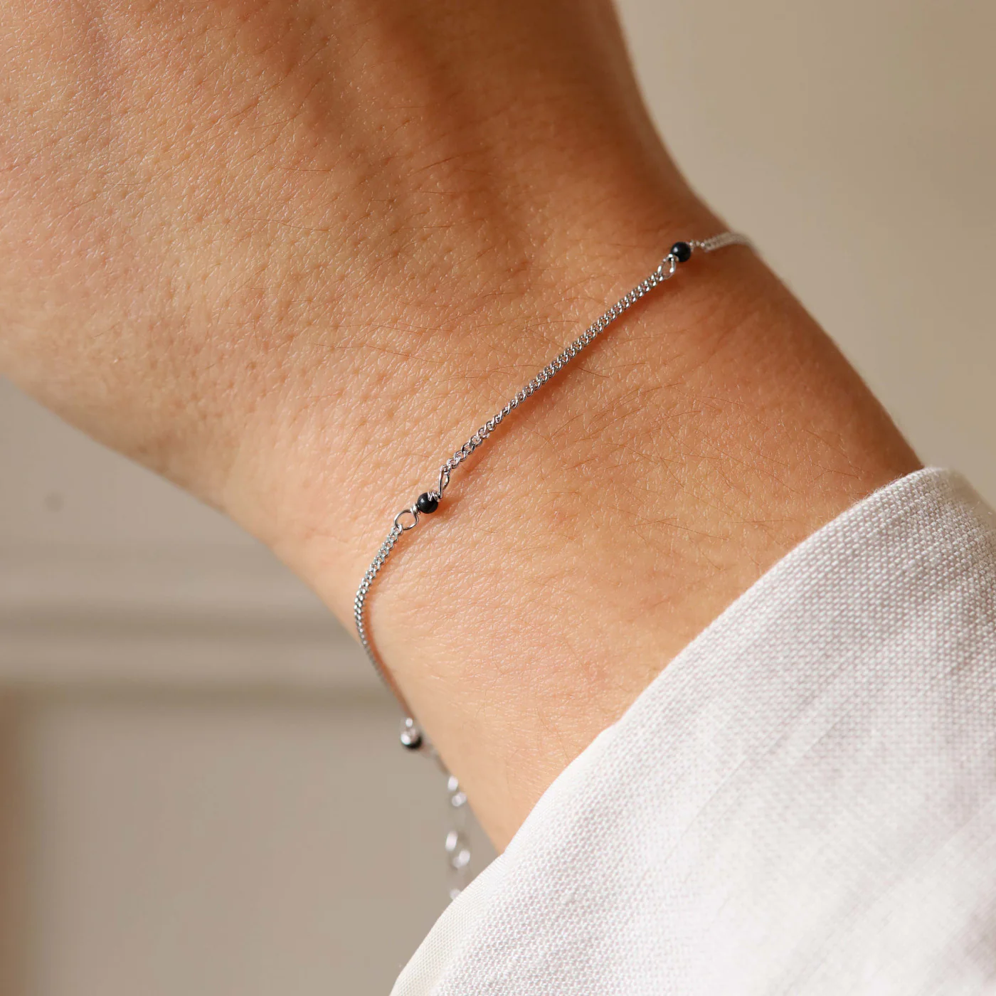 Karma 925 Sterling Silver Tiny Onyx Bracelet 94124S (Length: 16.50 - 19.00 cm) - Image 3