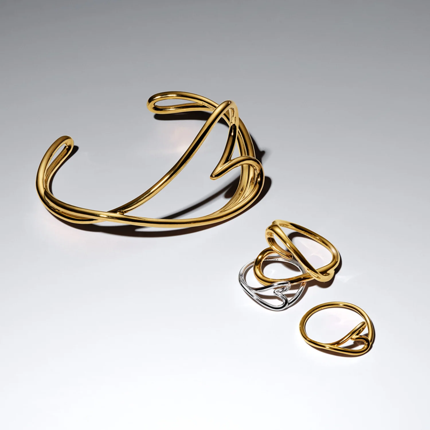 Pandora Essence Gold Plated Organically Shaped Small Heart Ring 164361C00-54 - Image 3