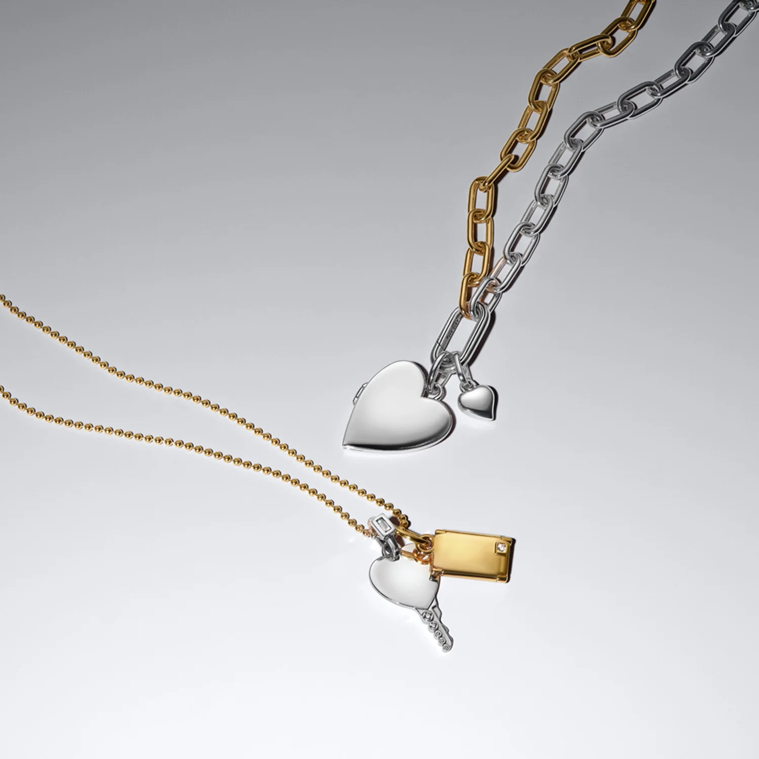 Pandora Moments Gold Plated Engravable & Openable Envelope Pendant 764421C01 - Image 3