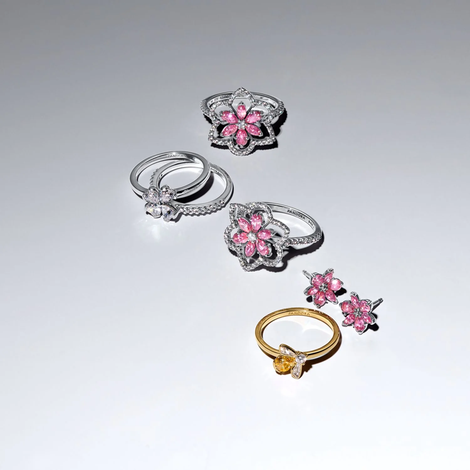 Pandora Timeless Dubbele Bloemen Cocktailring 194577C01-52 - Image 2