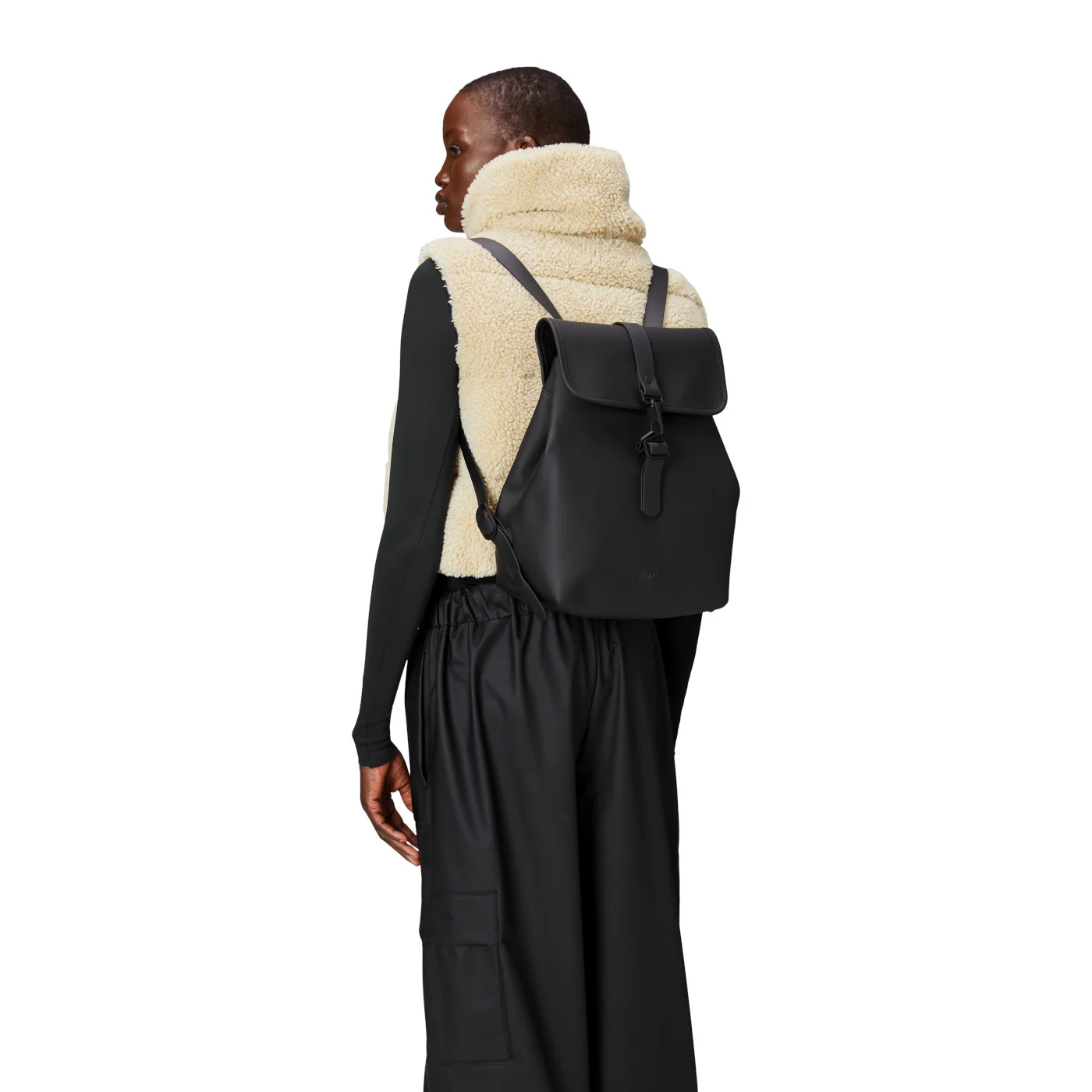 Rains Black Backpack R13040-01 - Image 2
