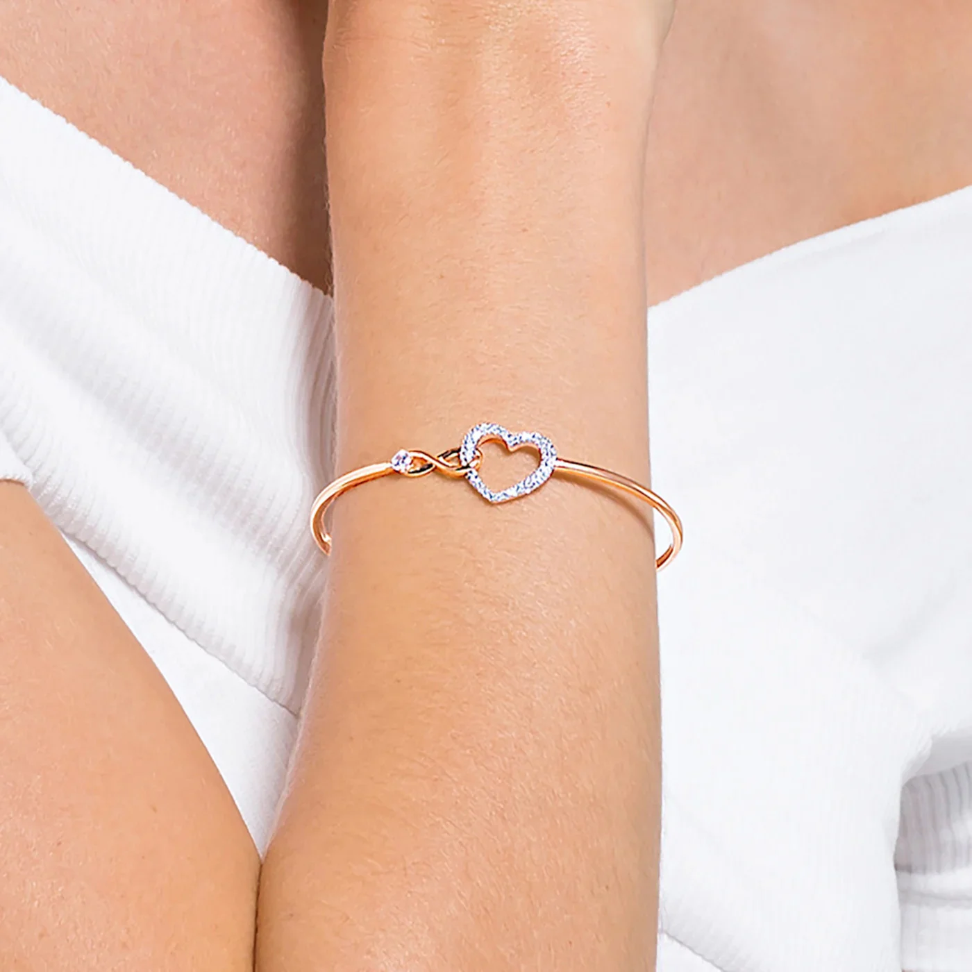 Swarovski Infinity Bangle 5518869 (Length: 14.00-18.50 cm) - Image 2