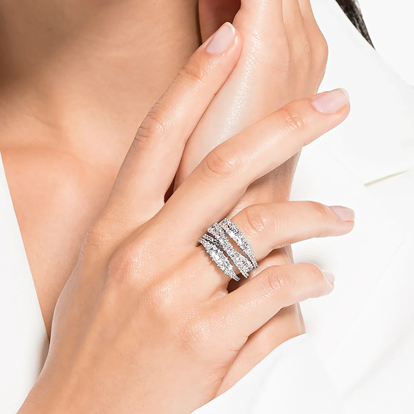 Swarovski Twist Ring 5584650 (size: 52) - Image 2