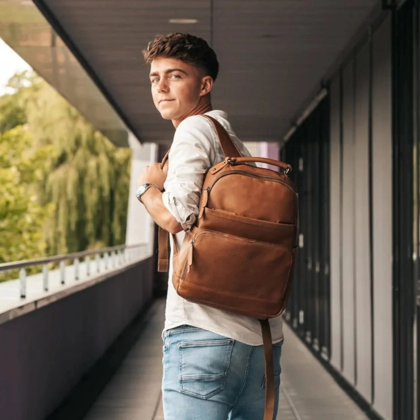 The Chesterfield Brand Austin Cognac Leather Backpack C58.018431 - Image 7