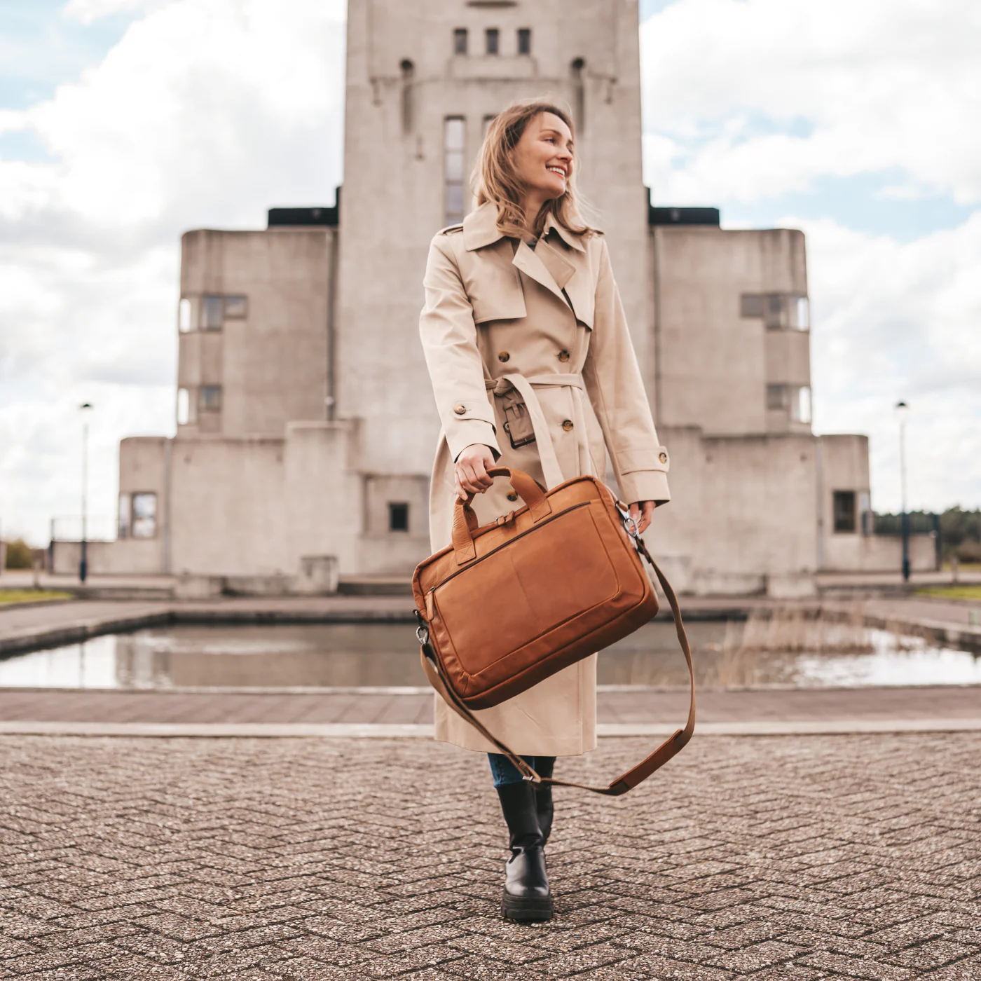 The Chesterfield Brand Calvi Cognac Leather Laptop Bag C40.103331 - Image 6